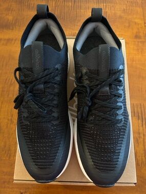 allbirds Men’s Black Knit Sneakers Strider